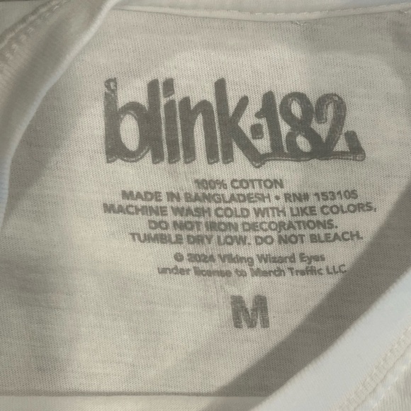 Blink 182 Women's Graphic Tee, Medium - Picture 3 of 3